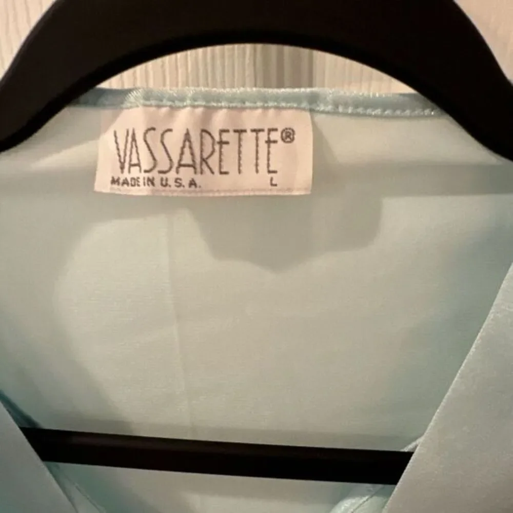 Vtg VASSARETTE Aqua ‎ Nylon Nightgown & Robe Matching set Sz L Made in USA NEW